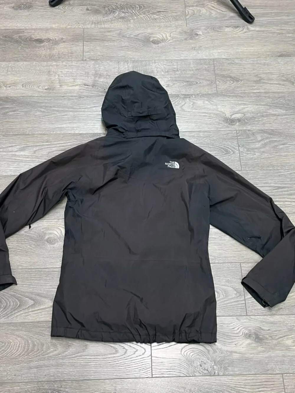 The North Face Womens Black Gore-Tex Rain Jacket Hooded Waterproof Shell Size S - Picture 10 of 16